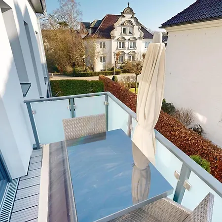 Ocean House Glueck *