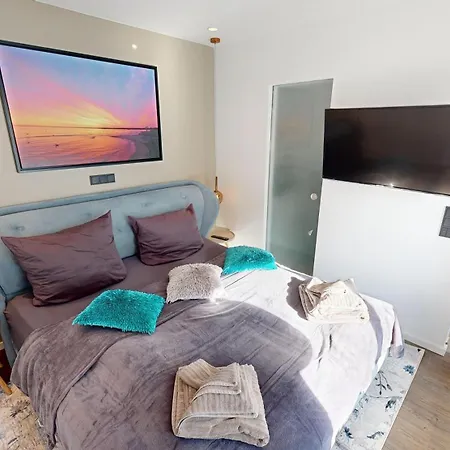 Ocean House Glueck Apartment *